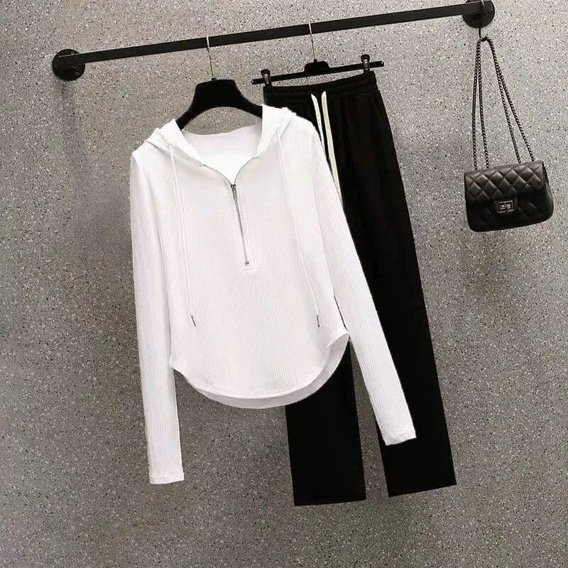 Plus-size women's autumn set, new style, long-sleeved T-shirt, slimming casual pants, two-piece set.