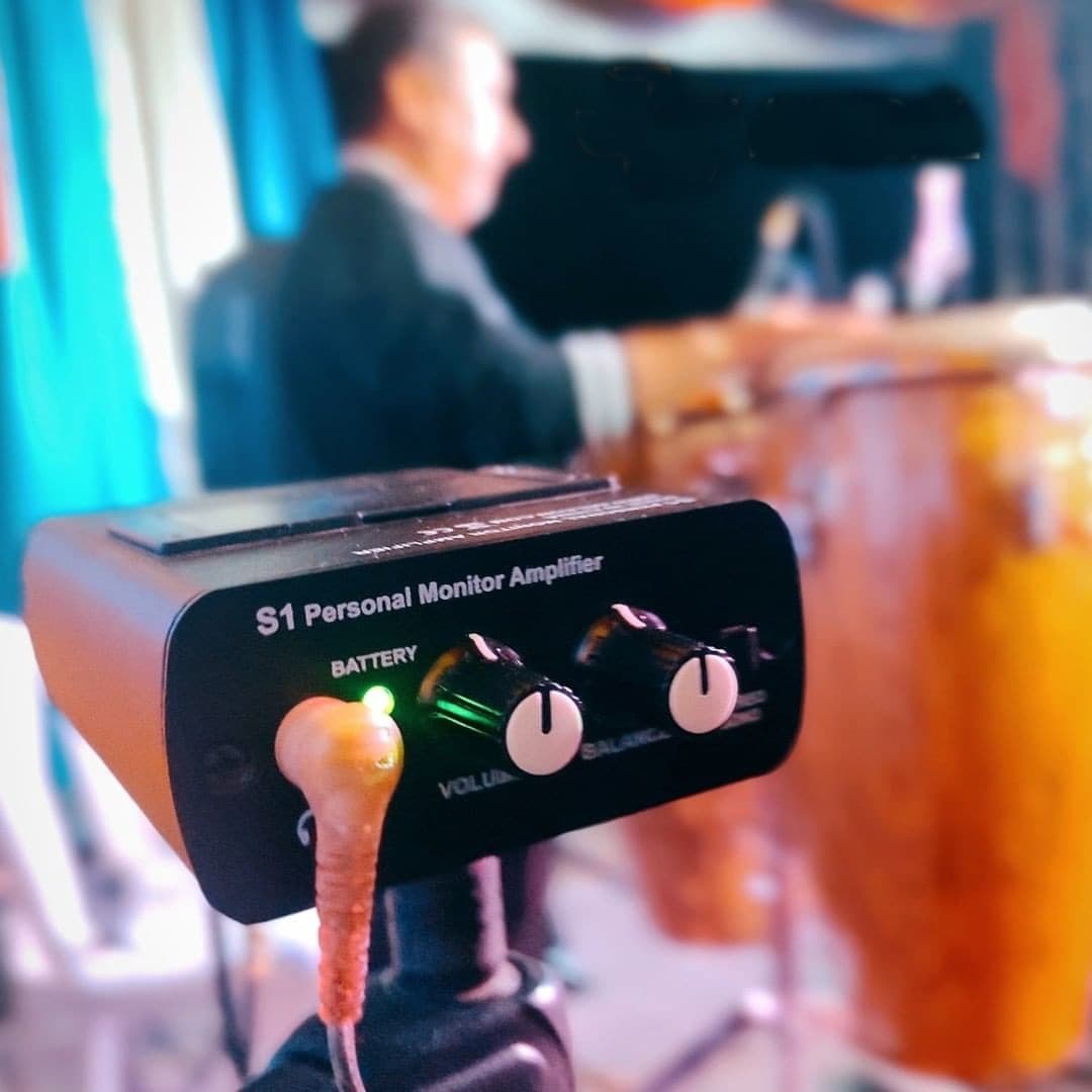 Anleon S1 In-ear Monitoring Amplifier Ear Splitter Headphone Distributor Monitoring Power Amplifier