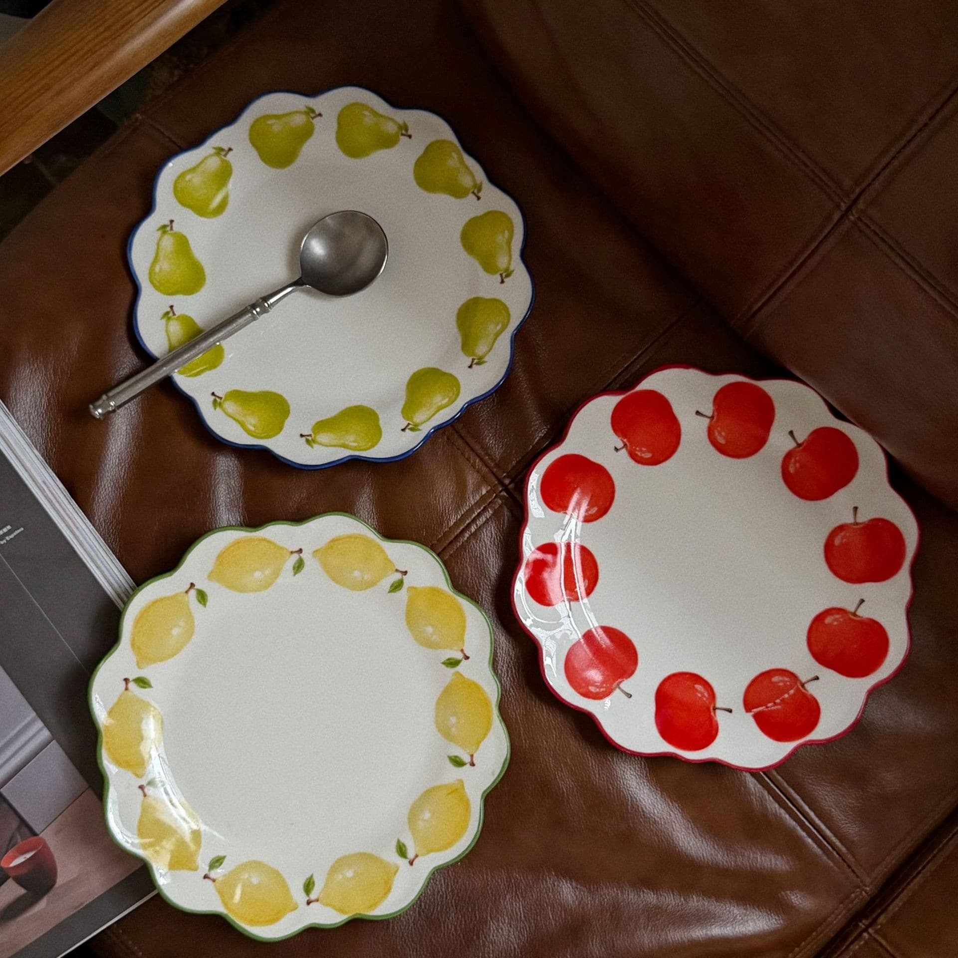 Orchard Vintage Hand-Painted Fruit Ceramic Plate Scalloped Edge Dessert Plate Dinner Plate Cake Plate Fruit Plate Pasta Plate