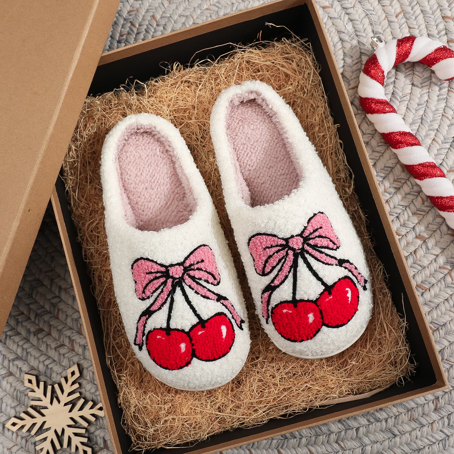 Amazon Cute Pink Bow Cherry Fruit Cotton Slippers Women's Indoor Winter Plush Slippers Wholesale