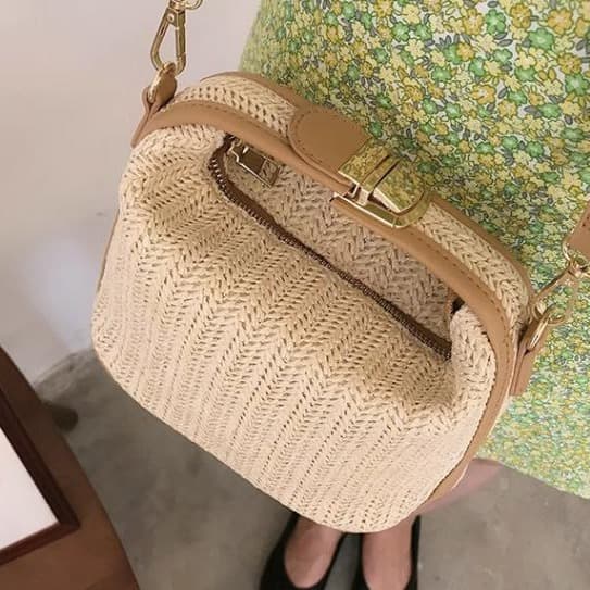 Casual Women's Vintage Style Straw Woven Single Shoulder Bag Soft Polyester Lining Handbag Crossbody Bag Spring 2024 New Arrival