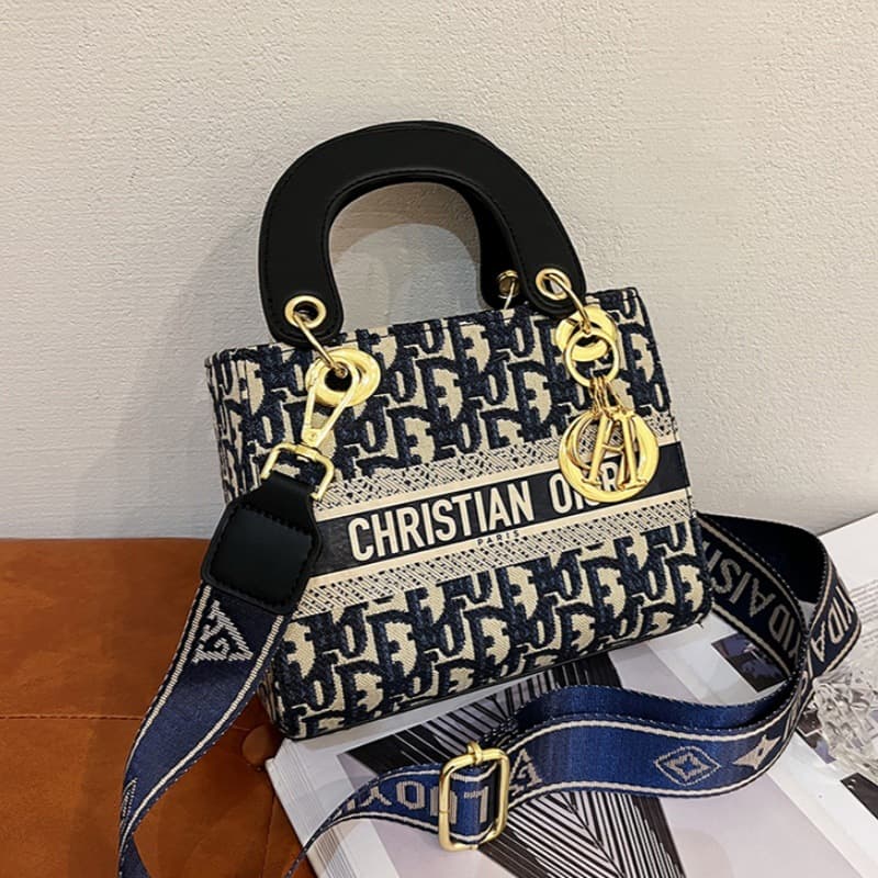 Crossbody Lady Dior Bag Women's Handbag 2026 New Style Premium Texture Light Luxury Trendy Embroidered Small Crossbody Bag