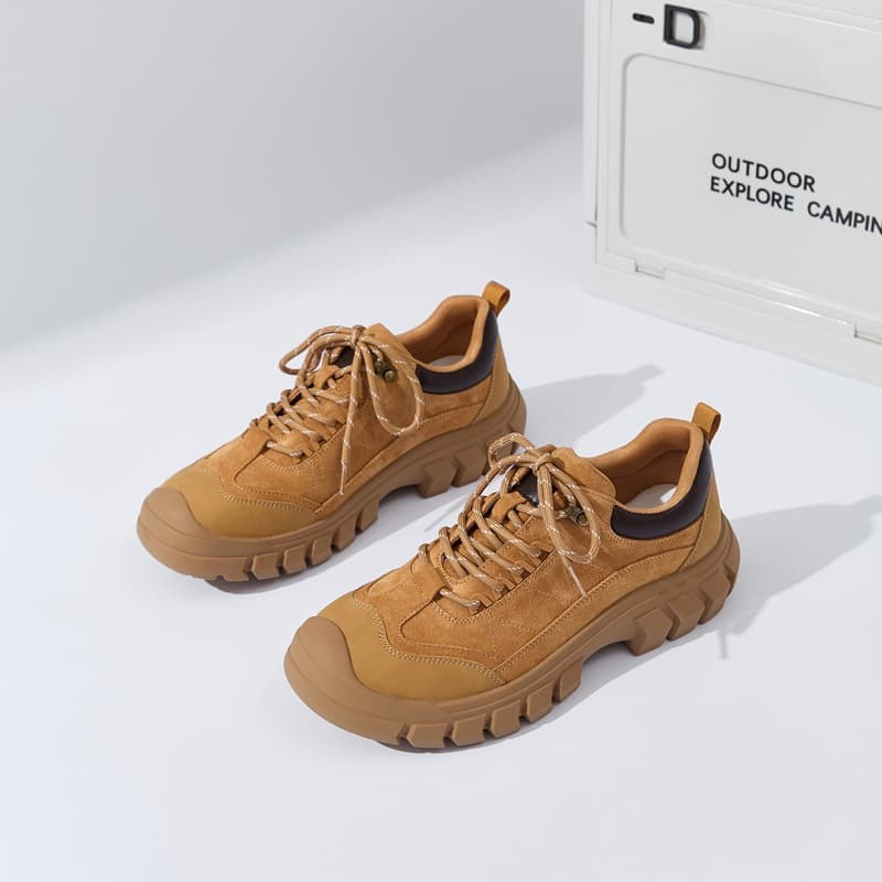 2026 Travel Outdoor Workwear Hiking Shoes Men's Low-top Thick-soled Inner Height Anti-Slip Hiking Casual Sports Men's Shoes
