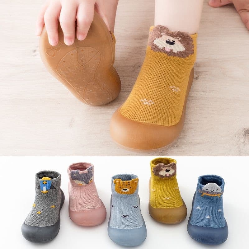 Spring and Autumn Breathable Baby Sock Shoes, Soft Sole Floor Shoes, Infant Pre-Walking Shoes, Embroidered Baby Walking Shoes, Non-Slip Soft Sole