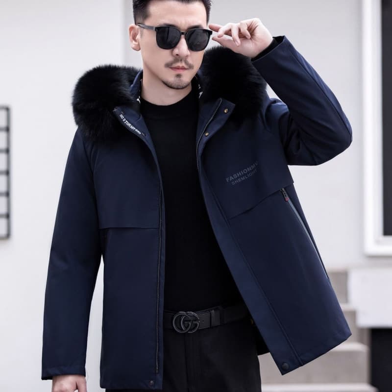 2025 Off-Season Lei Feng Men's Parka with Thick Detachable Lining, Real Fox Fur Sleeves, and Large Raccoon Fur Collar