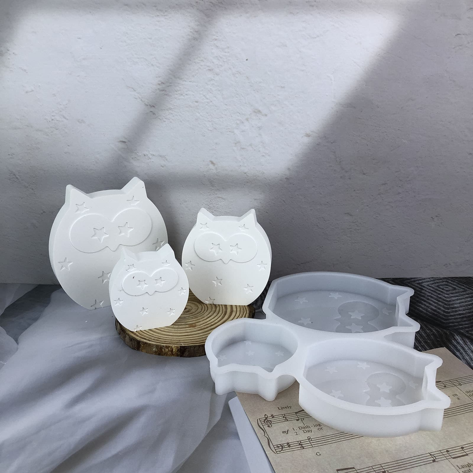 X0626 Owl Family Figurine Decorative Cement Plaster Mold DIY Silicone Mold