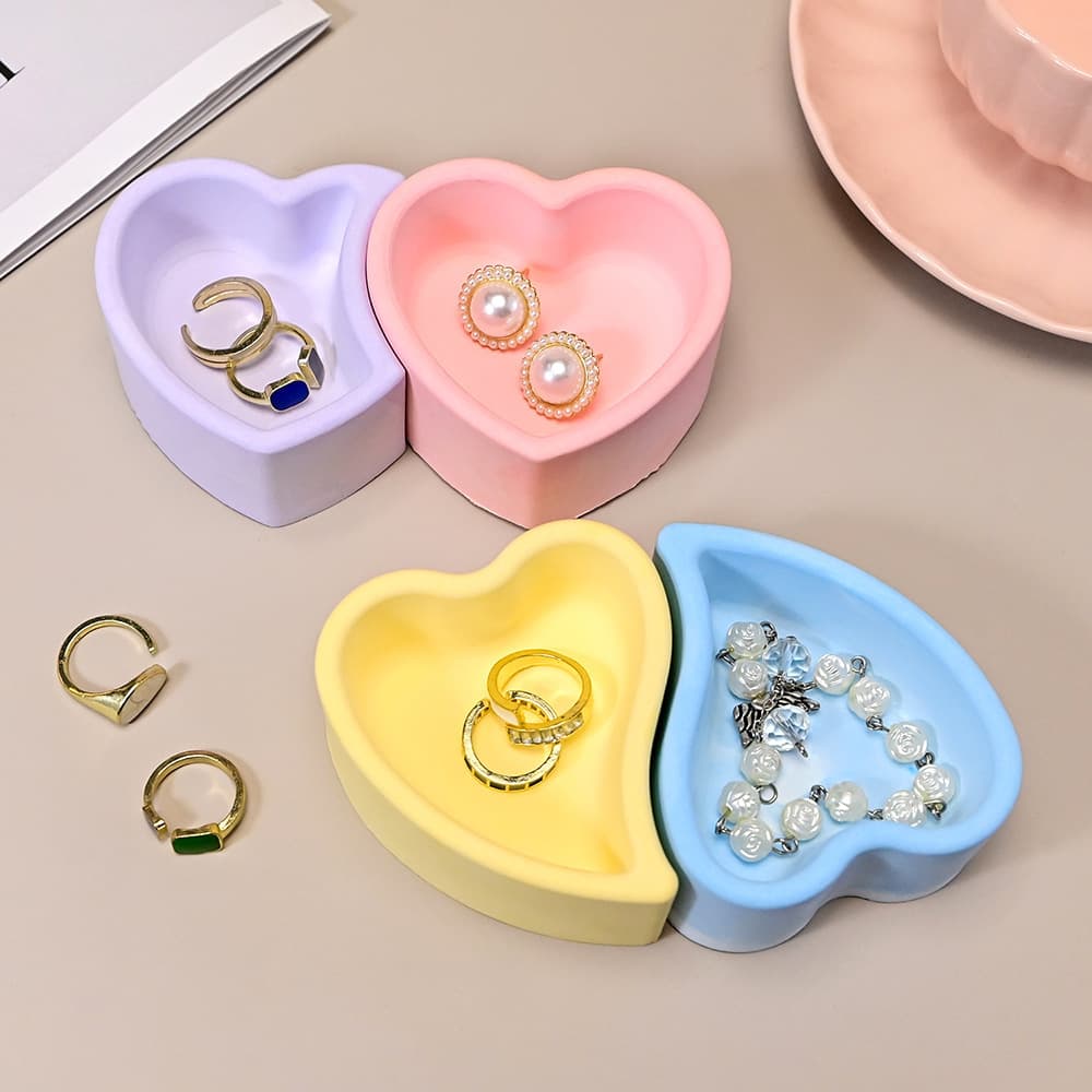 New Plaster Mold DIY Cement Succulent Small Flower Pot Container Ornament Heart Candle Cup Silicone Mold