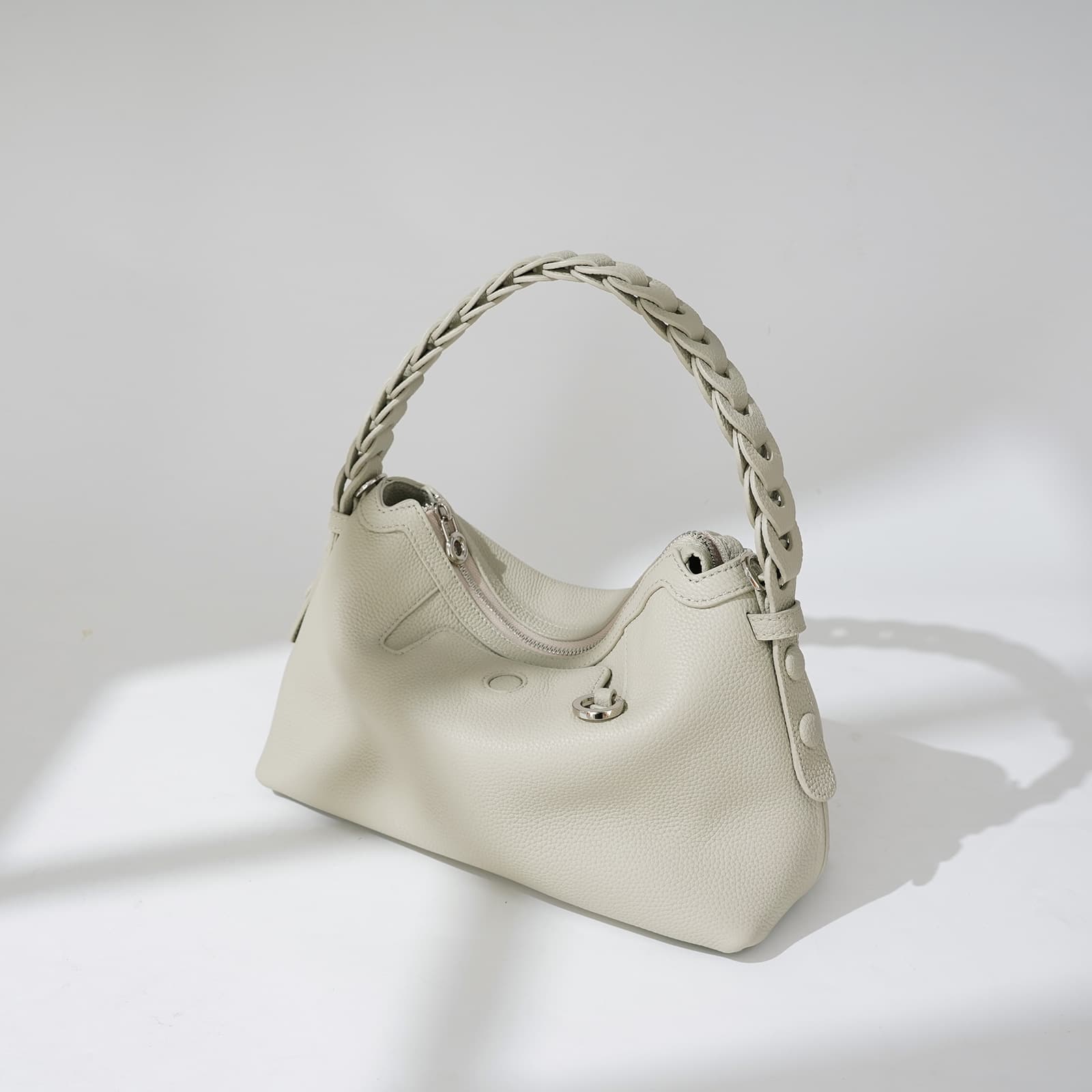 Women's Single Shoulder Bag Cowhide Underarm Bag Tote Bag 2025 New Simple Commuter Bag Crossbody Bag