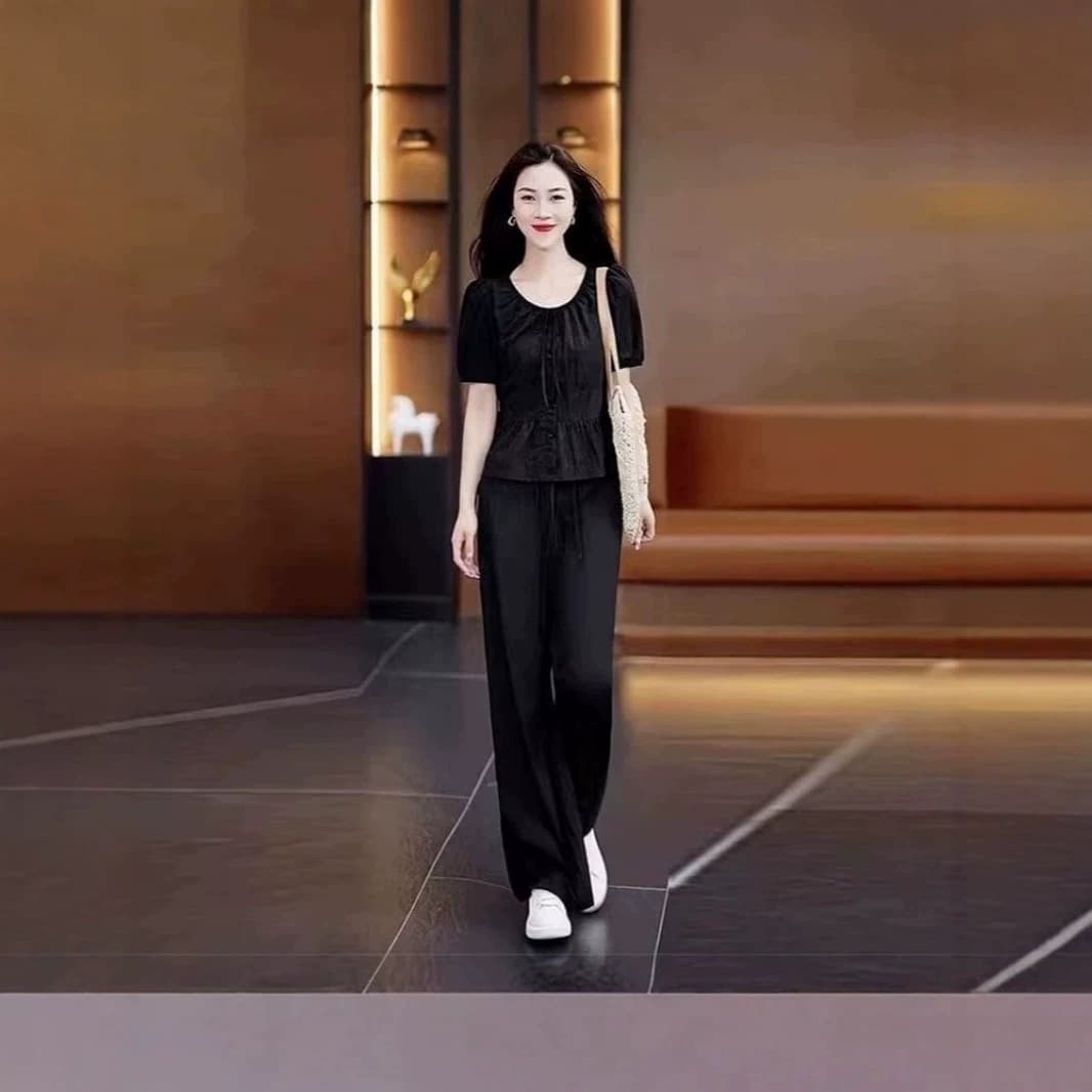 Women's Wide-Leg Pants Two-Piece Set, 2026 Summer Simple New High-End Loose-Fitting Slimming Pleated Sportswear