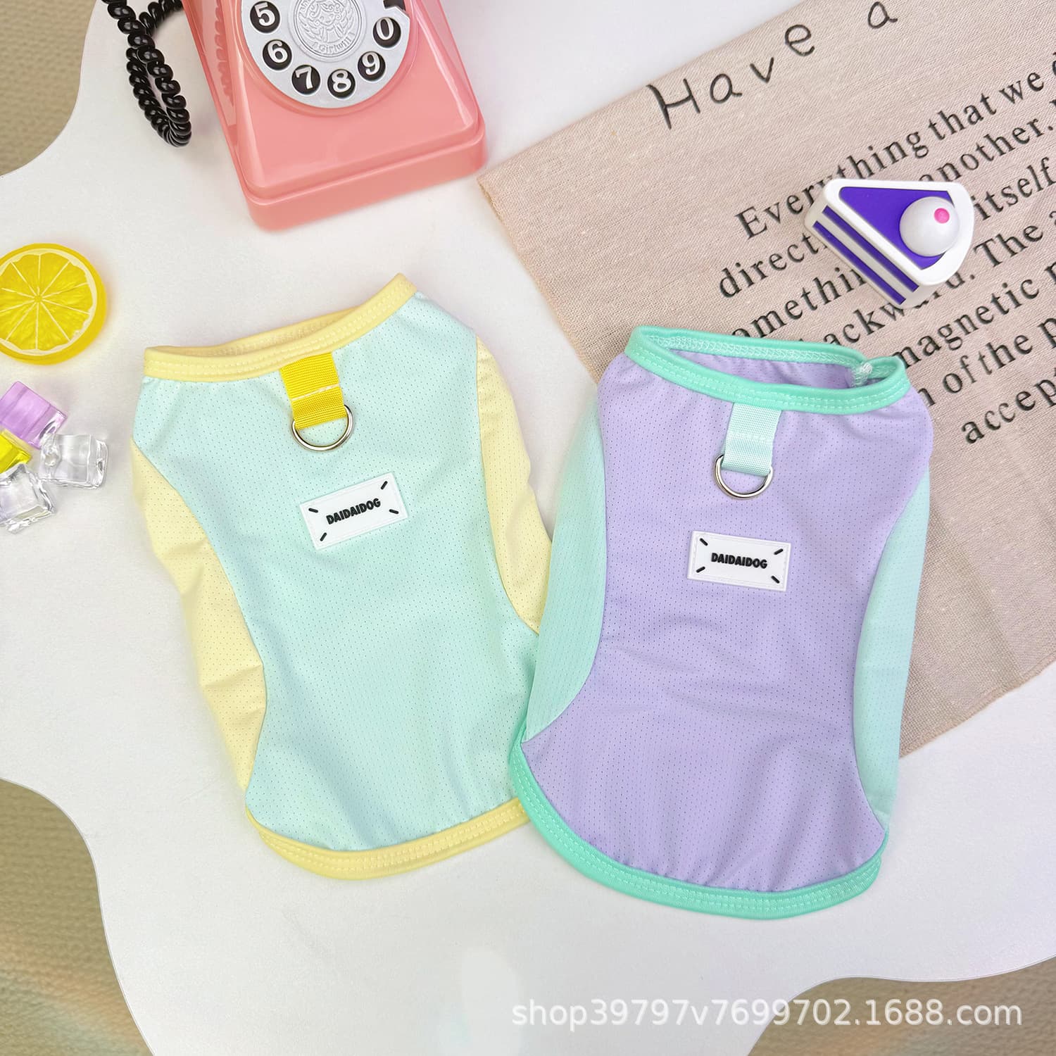 Wholesale Spring/Summer Thin Dog Clothes Cooling Vest Sun Protection Pet Cat Clothes Breathable Anti-Shedding