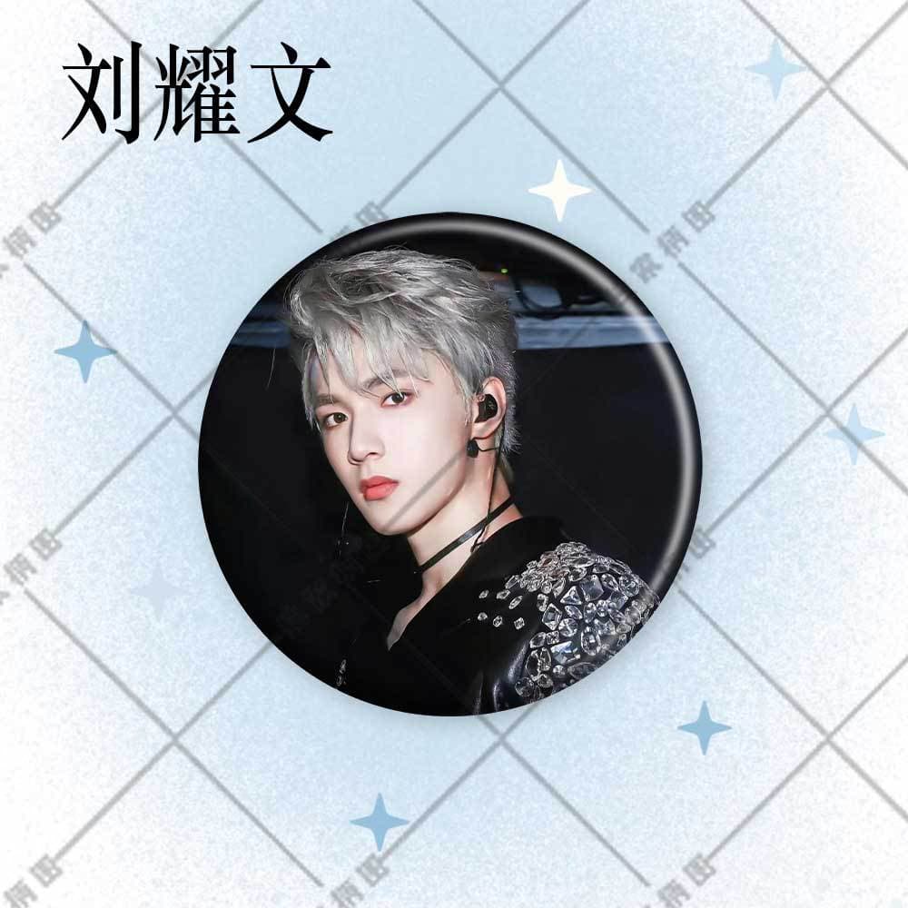 Liu Yaowen Star Merchandise Badge Pin Fan Support Brooch Ita Bag Charm Times Youth League