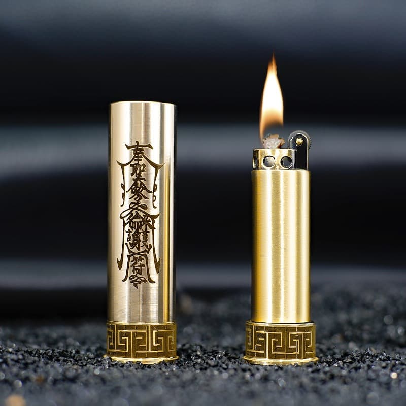 2024 New Model Exquisite Embossed Kerosene Lighter, Fun and Unique Ornament, Cool Collectible Metal Small Gift Lighter