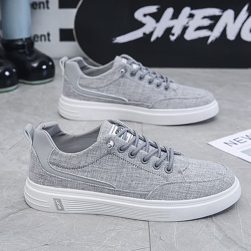 Canvas Men's Shoes Spring Autumn 2025 New Breathable Casual Cloth Shoes Men's Skateboard Shoes Trendy