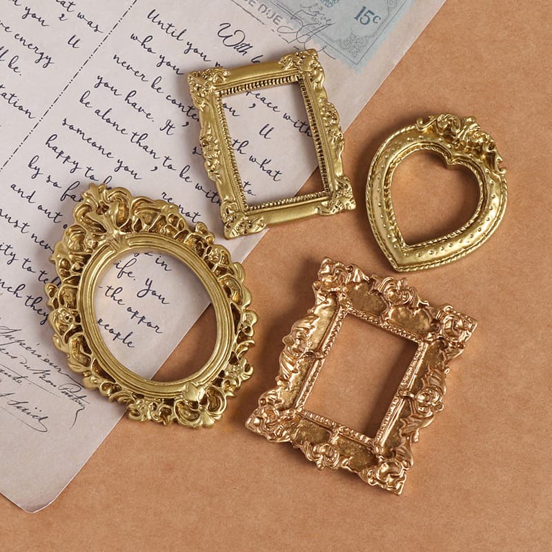 European and American Retro Baroque Resin Simulated Mini Relief Photo Frame Border Decorative Ornament Craft Prop