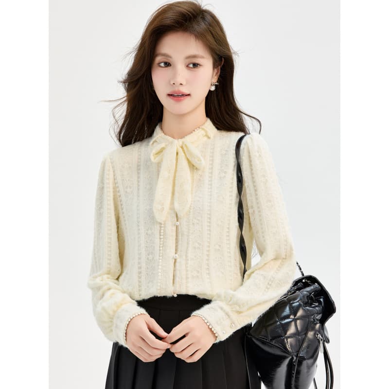 Fleece-lined thickened long-sleeve shirt for women autumn/winter new loose niche design inner wear top base layer.