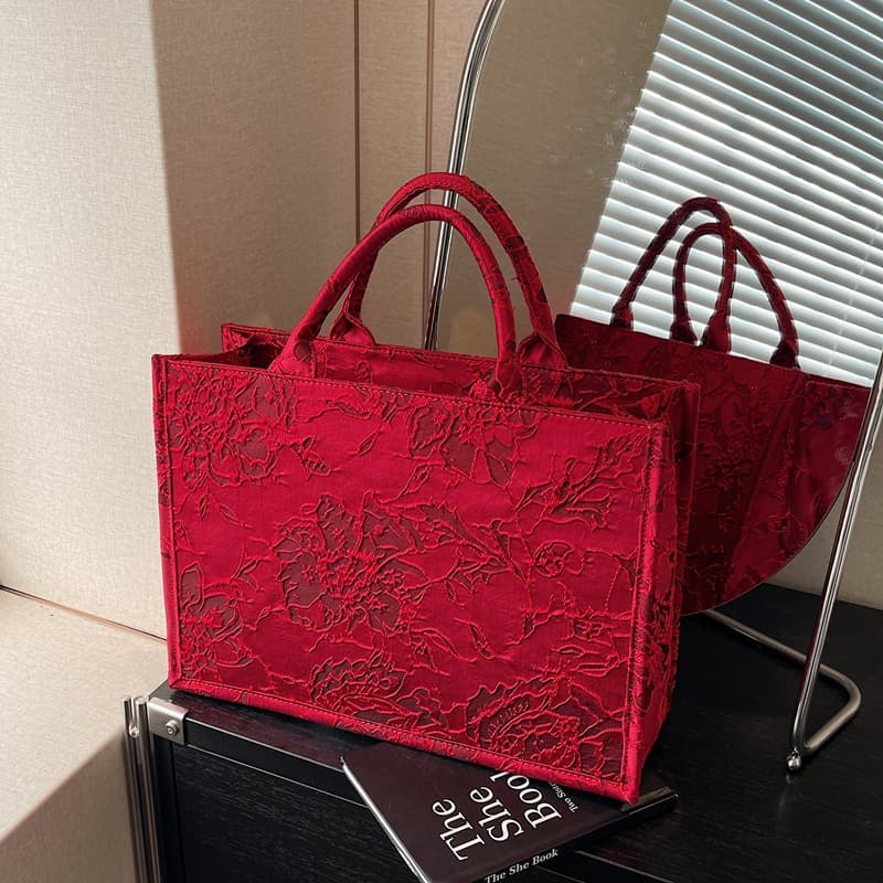 Yuezi Niche Bridal Handbag Red Wedding Bag Women 2025 New Versatile Large Capacity Tote Bag