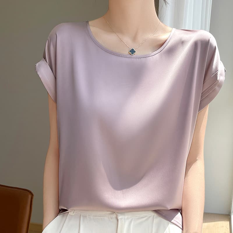 French Simple Style Round Neck Short Sleeve Shirt for Women, Designer Sense Niche Summer New Satin Loose Versatile T-Shirt