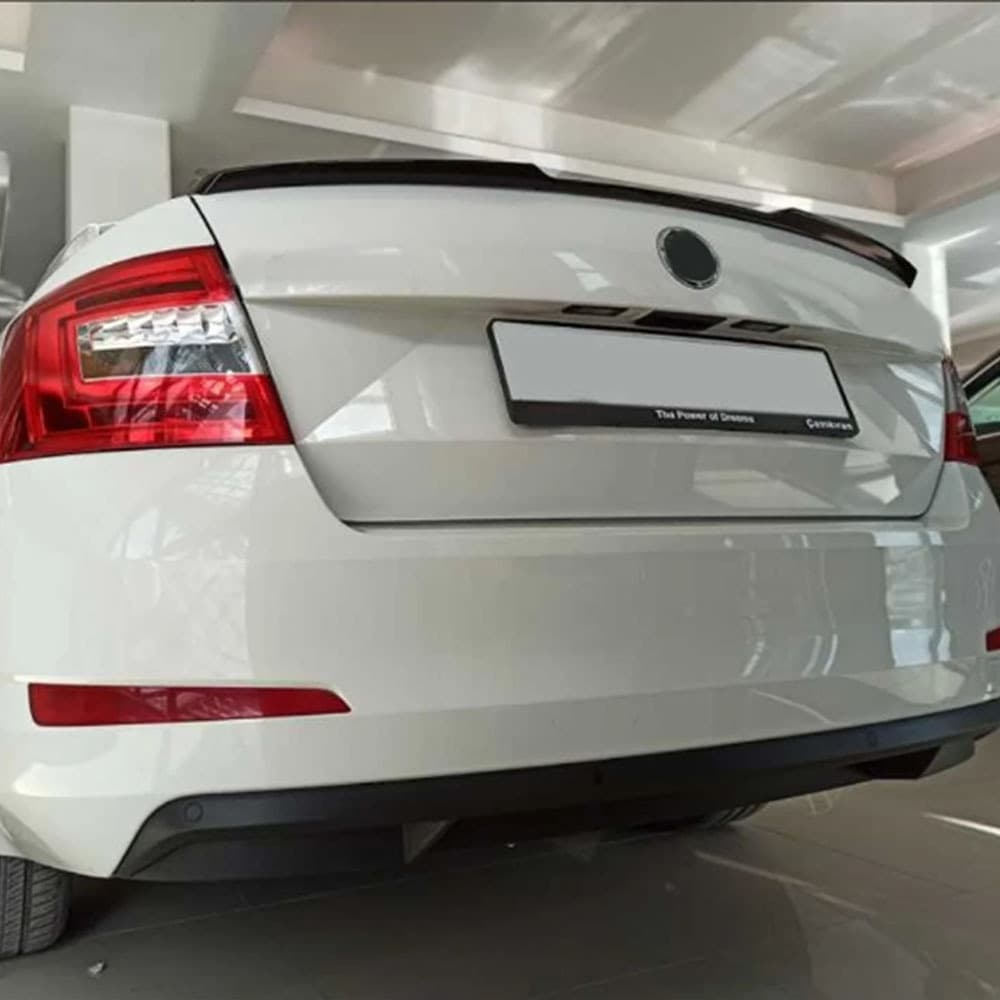 15-17 Skoda Octavia modified special rear wing Octavia M4 model blade horizontal pressure rear wing without drilling
