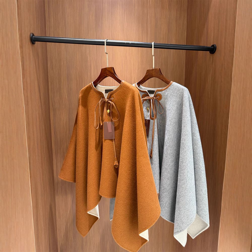 2025Lp Style Cape Light Luxury Winter Warm Neck-Protecting Scarf Fashion Shawl Cashmere Coat Blanket Autumn Winter