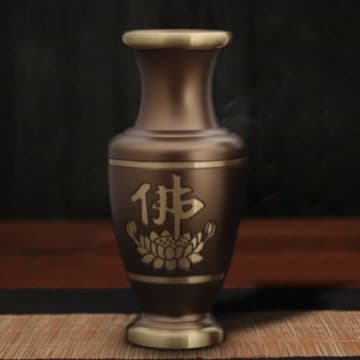 Factory wholesale brass vases, water purifier bottles, tabletop ornaments, brushed finish, water purification vases, offering bottles