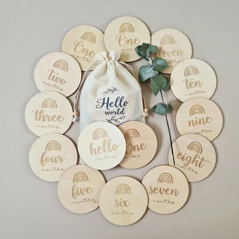 Baby Round Wooden Birthday Milestone Sign, Monthly & First Birthday Photography Prop, Gift, Souvenir Hanging Tag