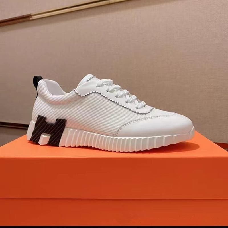 European Men's Shoes Summer Breathable Flying Mesh H Panda White Shoes Women's Luxury Big Brand Sports and Casual Shoes