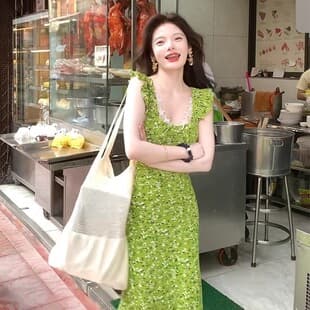 French Floral Print Waist-Cinching Slimming Dress, Square Neck, Chiffon, Light Green, Long Dress for Women, Beach Vacation Style