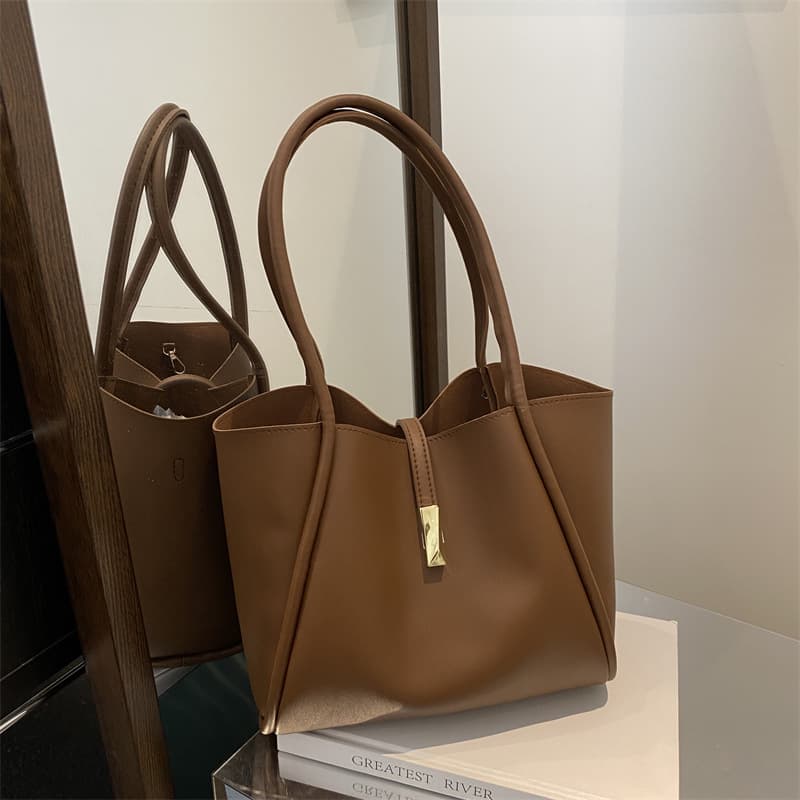 Trendy Women's Bags 2025 Fall/Winter Shoulder Bag Commuter Bag Large Capacity Tote Bag with Inner Pouch