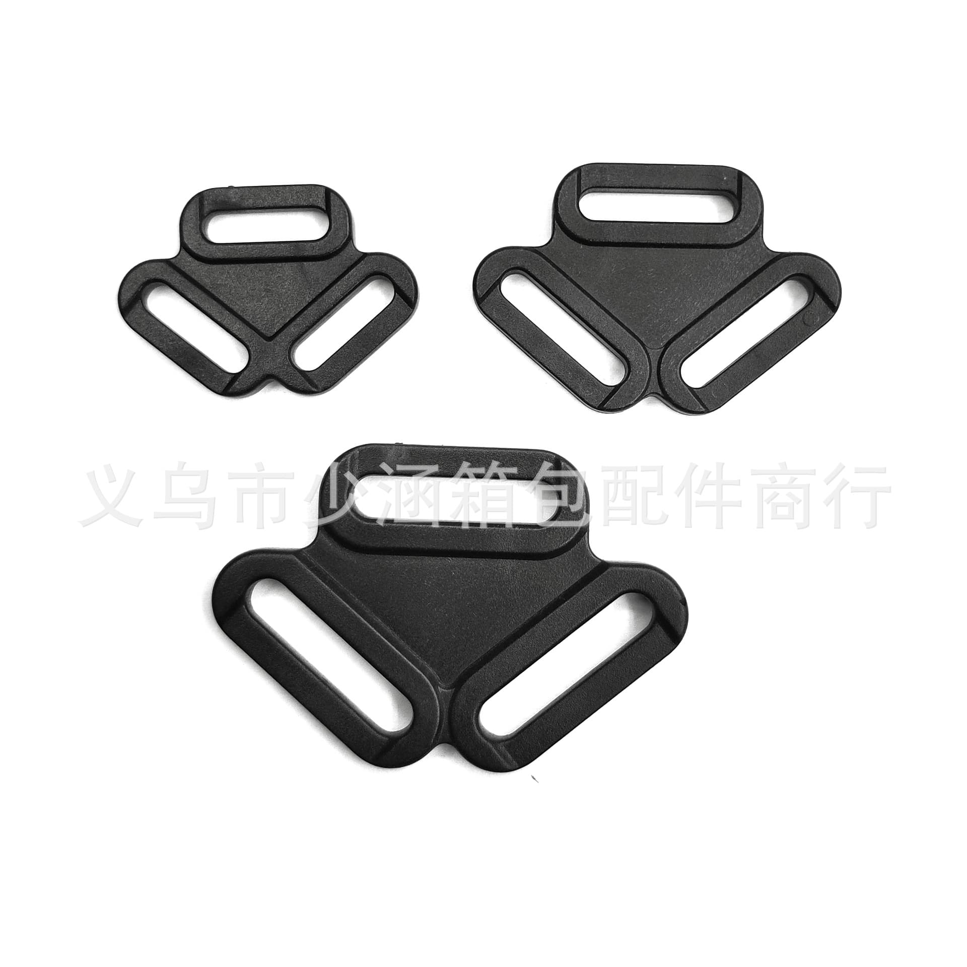Manufacturer 15~32mm pet leash belt triangular buckles, harness adjustment buckles, sandal three-way adjustment buckles supply.