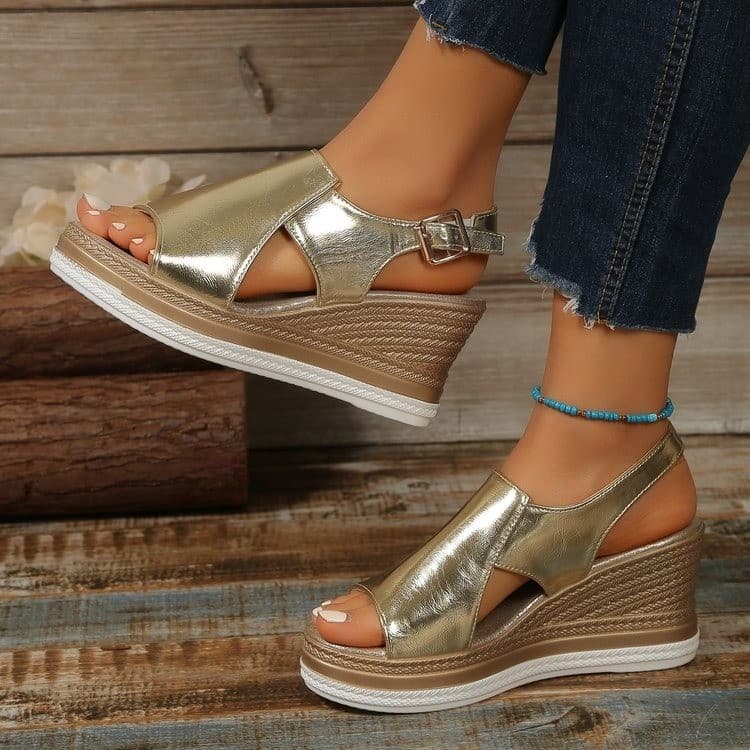Export Plus Size Women Sandals 2024 Summer New Round Toe Thick Sole One Strap Buckle Sandals Fashion Sandals Women