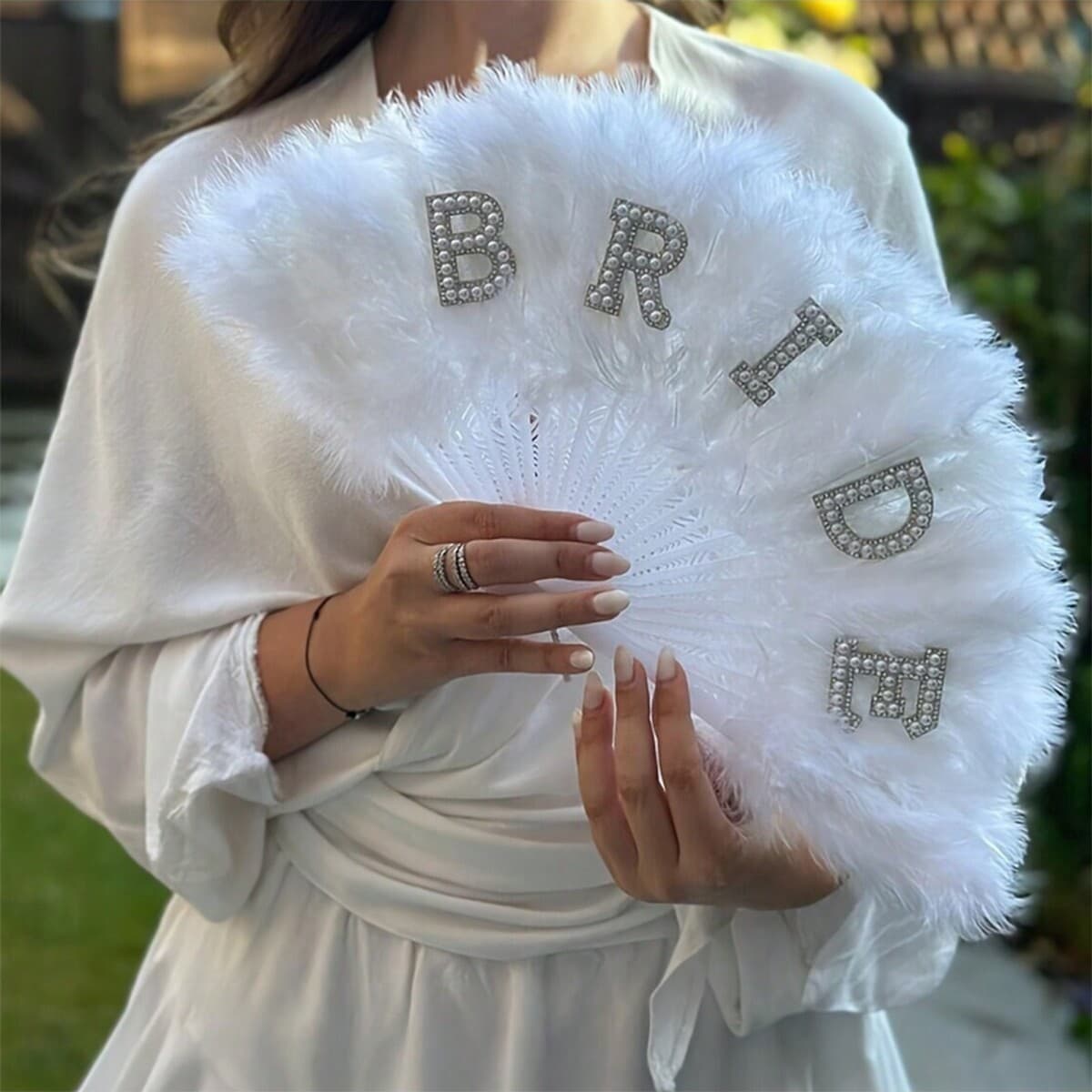Amazon Bride Pearl English Letter Bride White Feather Folding Fan Bachelor Party Bride Wedding Gift