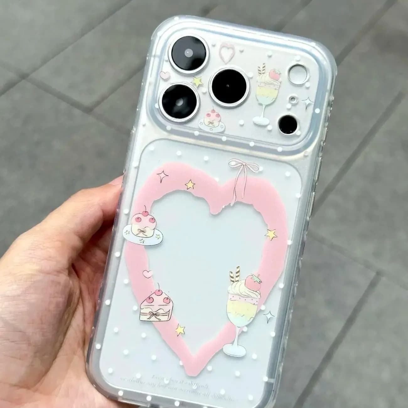 Ins polka dot love cake is suitable for Apple 16/17Pro mobile phone case iPhone15 side love 14/13 soft