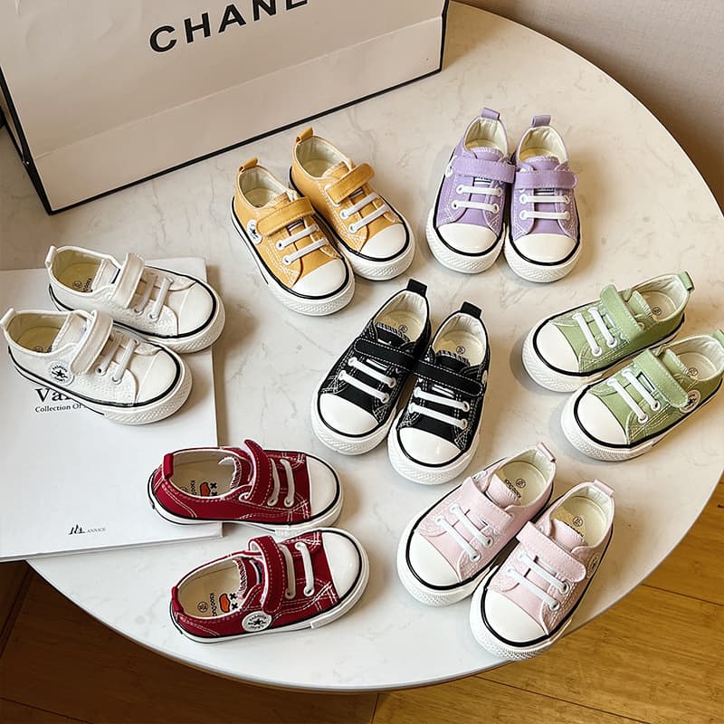 Children's Velcro Canvas Shoes, 2025 Fall New Style, Soft-Soled Trendy Board Shoes for Small to Large Kids, Unisex Student Shoes