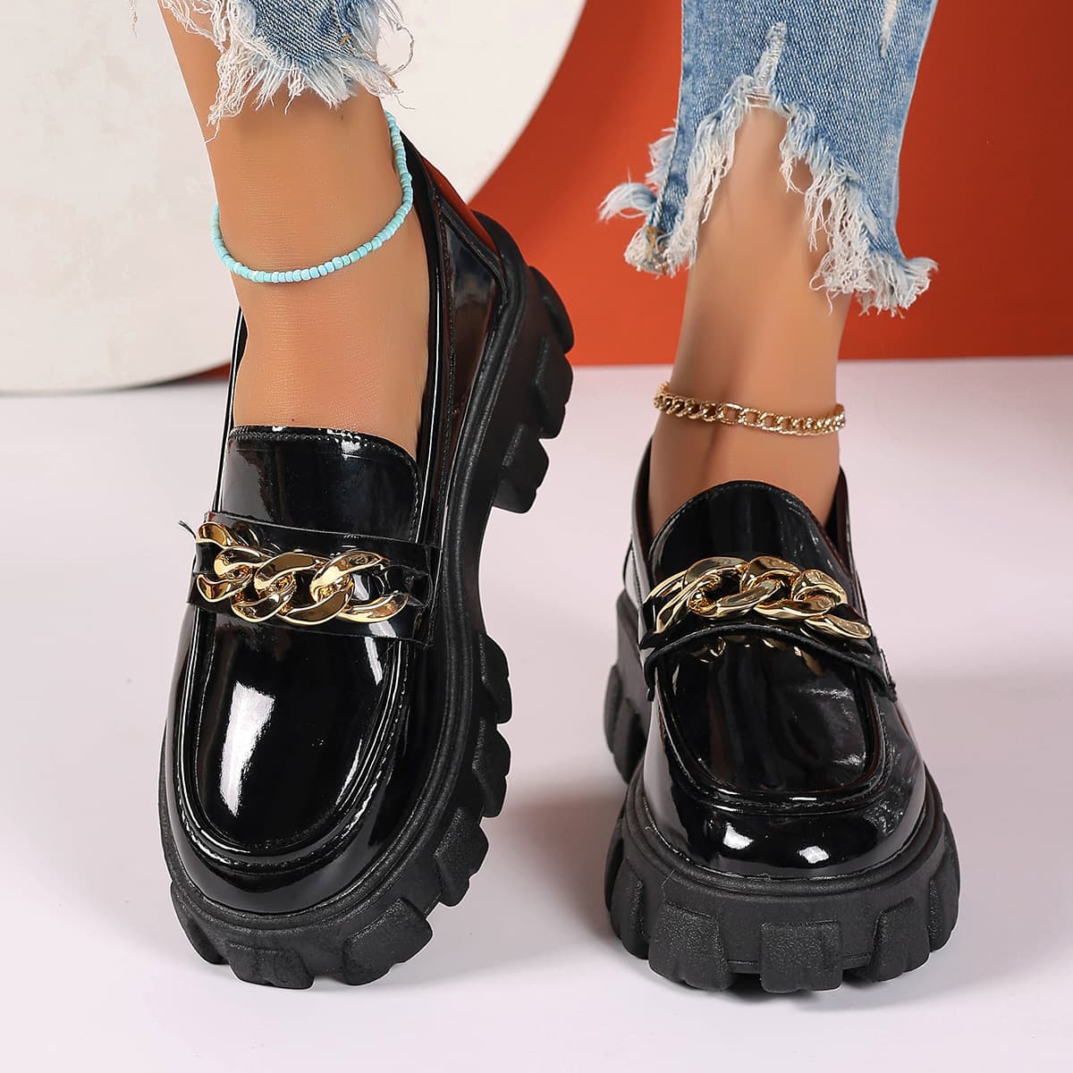 Thick Bottom Thick Heel British Style Joker Small Leather Shoes Women's 2024 New Winter Vintage Metal Buckle Slip-on Loafers