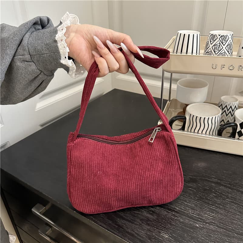 Casual armpit bag for women 2025 new trendy women's bag literary chain small shoulder bag simple shoulder canvas bag