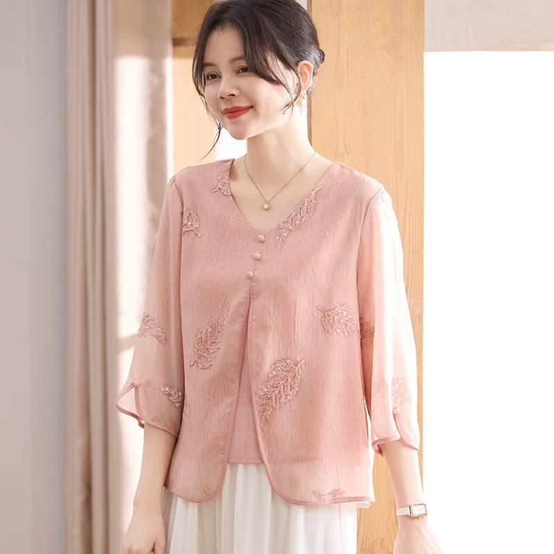 Middle-aged mother summer dress Chinese style embroidery fake two-piece T-shirt small shirt Western style middle-aged women's clothing mid-sleeve top