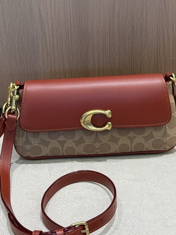 Outlets 26 New Jet Bag Trapezoid Underarm Bag Shoulder Handbag Solid Color Baguette Bag Commuter Versatile Accordion Bag
