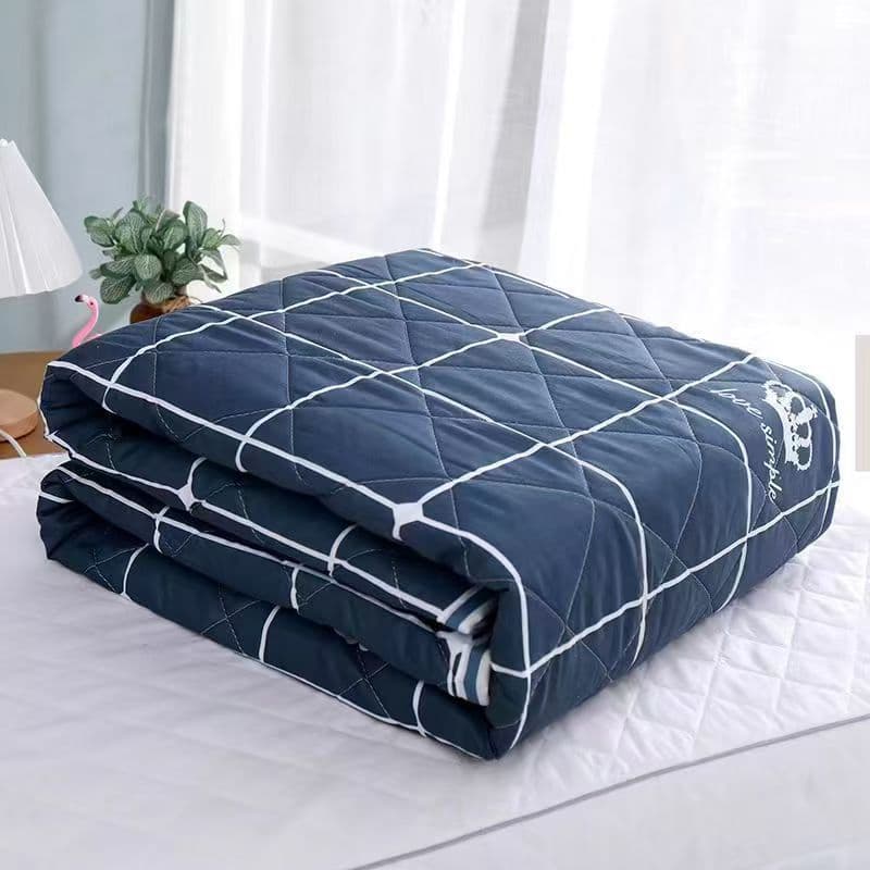 Summer cool quilt air-conditioned quilt thin quilt children can be directly machine washed single or double comfortable breathable gift quilt
