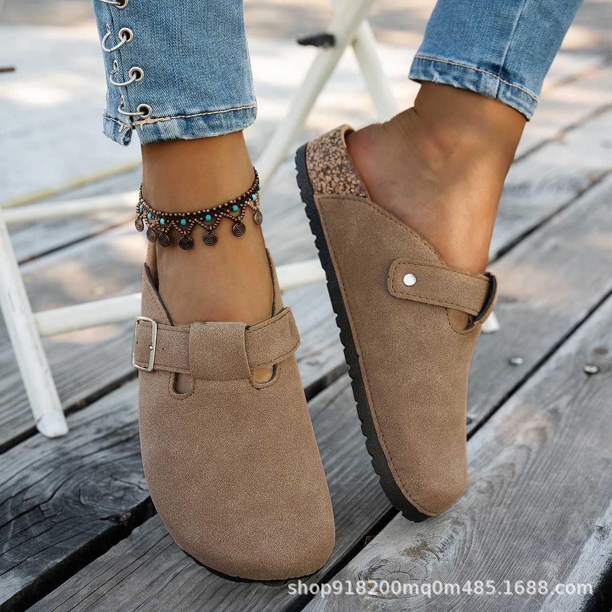 Autumn and Winter New Birkenstock-Style Cork Thick-Soled Closed-Toe Slippers for Women, Fashionable Versatile Outdoor Flat Half-Covered Slippers for Women