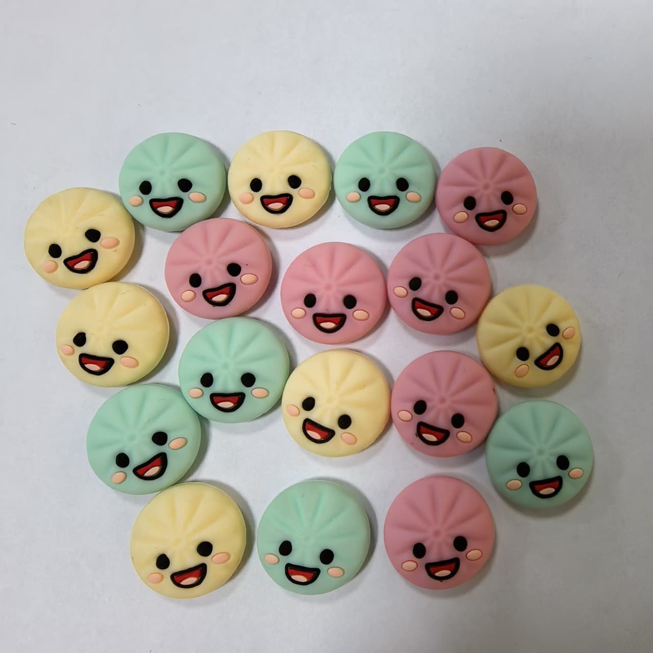 Cartoon smiling bun rocker cap SwitchJoyCon controller handheld silicone protective cover