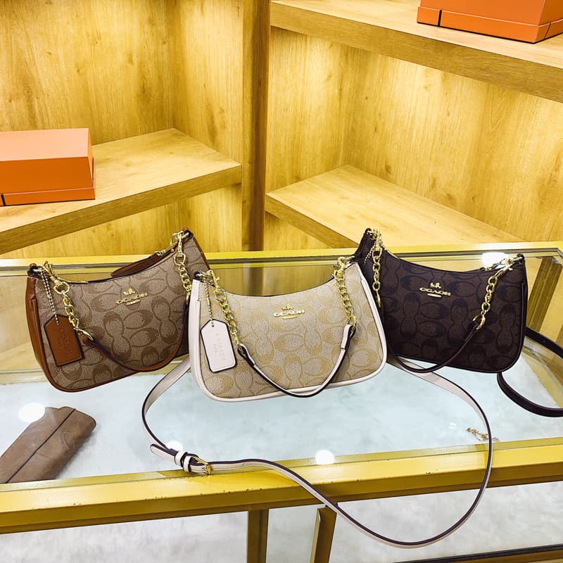 European and American Fashion Retro Chain Monogram Underarm Bag 2026 New Foreign Trade Large Capacity Elegant Versatile Crossbody Women's Bag