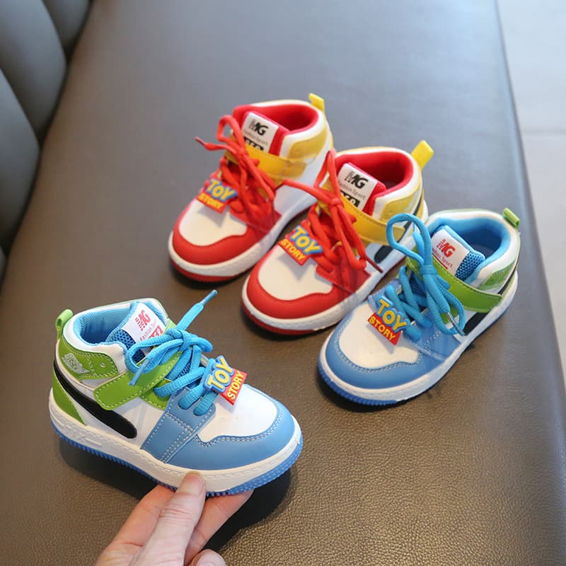 Children's sports shoes, spring and autumn 2025, boys' casual sneakers, high-top non-slip, girls' basketball shoes, soft-soled baby shoes.