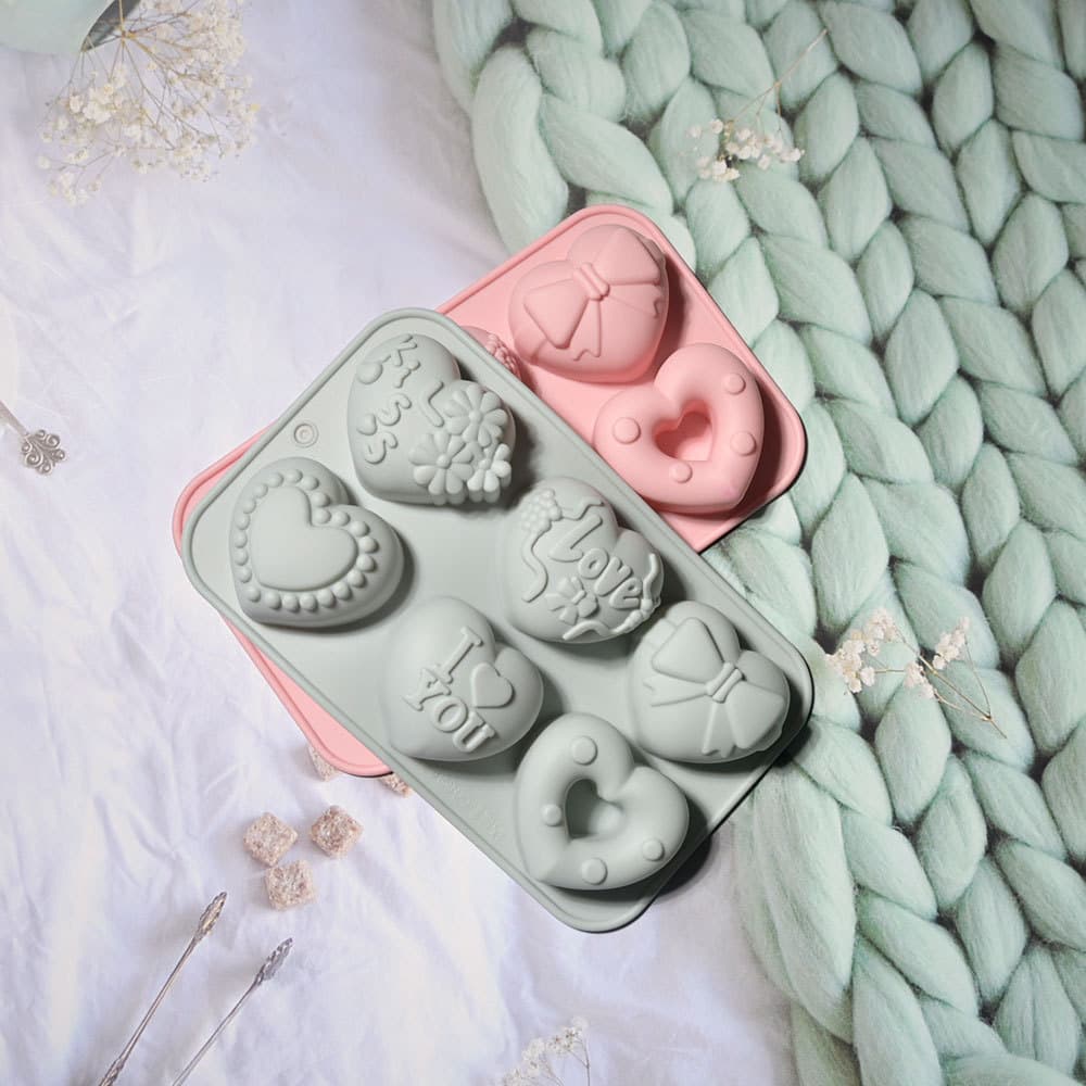 Hot Selling 6-Connection Valentine's Heart Shape Silicone Mold for Mousse, Pudding, Ice Cube Tray, Epoxy Resin, Candy, and Chocolate Mold