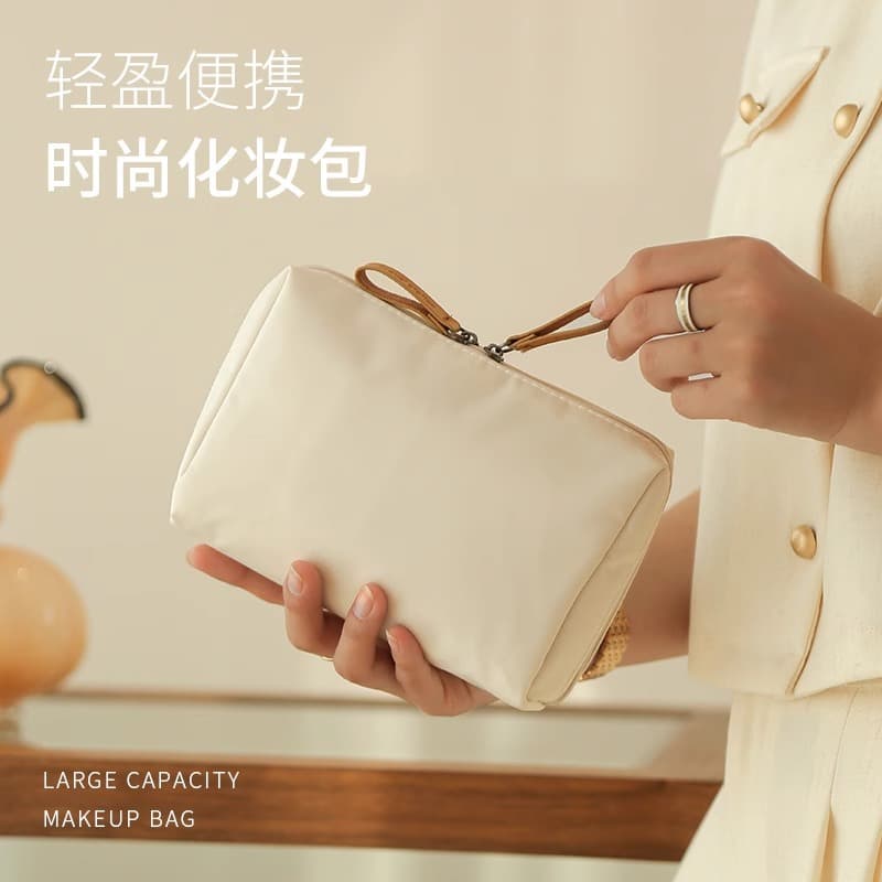 Cosmetic Bag for Women 2026 New Model Portable Cosmetics Storage Bag Portable Lipstick Bag Makeup Brush Bag Travel Cosmetic Bag