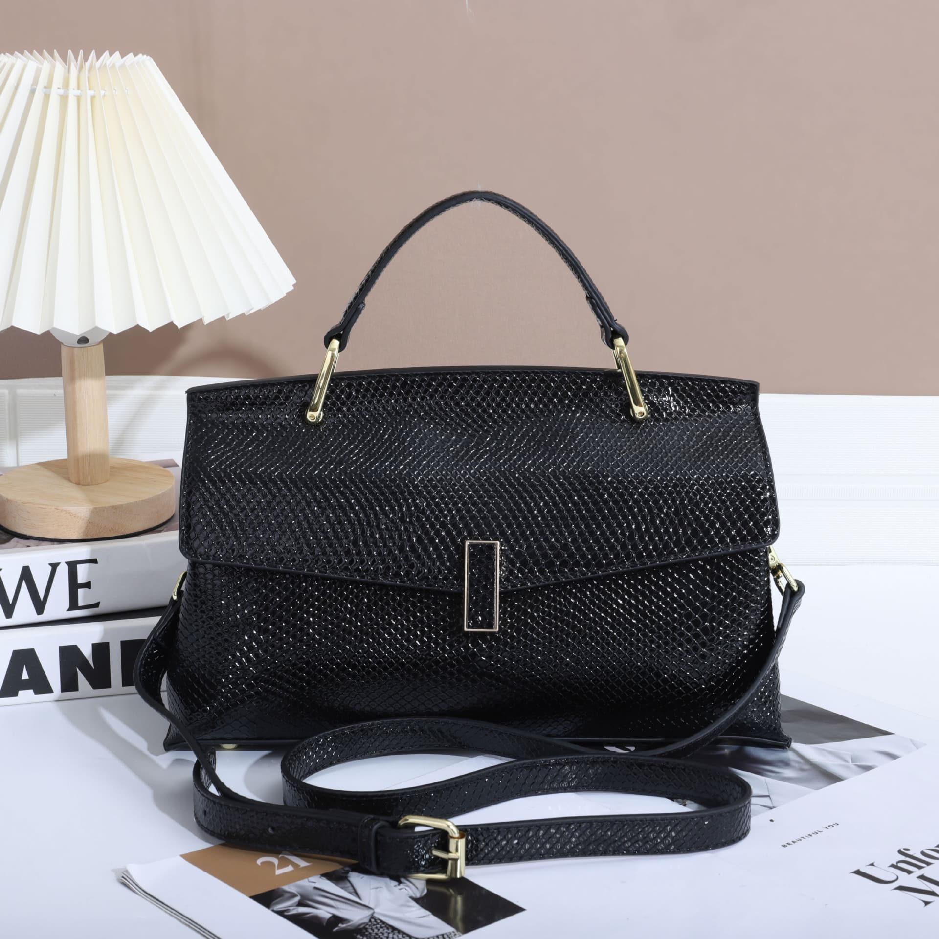 Fashionable Large Capacity Snake Skin Pattern Genuine Leather Women's Bag Single Shoulder Bag Accordion Bag Street Trend Handbag