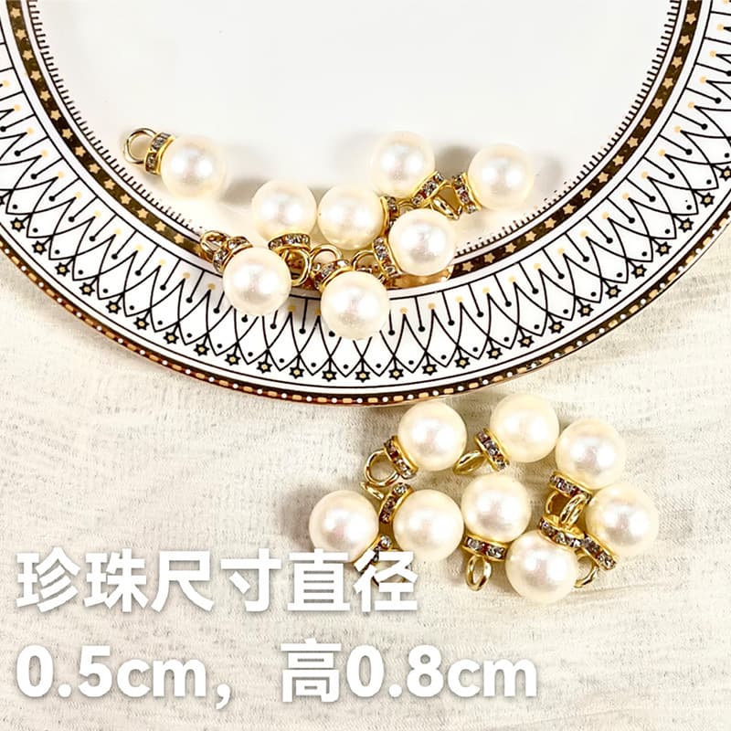 Wholesale of Chinese-style gold round double happiness character pendants, pearl brooches, gift box pendants, and wedding candy boxes.