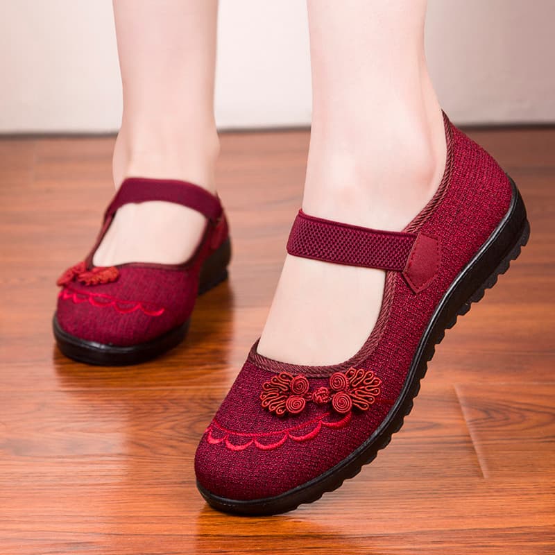 Spring Summer Autumn Old Beijing Cloth Shoes Women's Flat Heel Soft Sole Grandma Shoes Middle-aged and Elderly Casual Breathable Mother Shoes