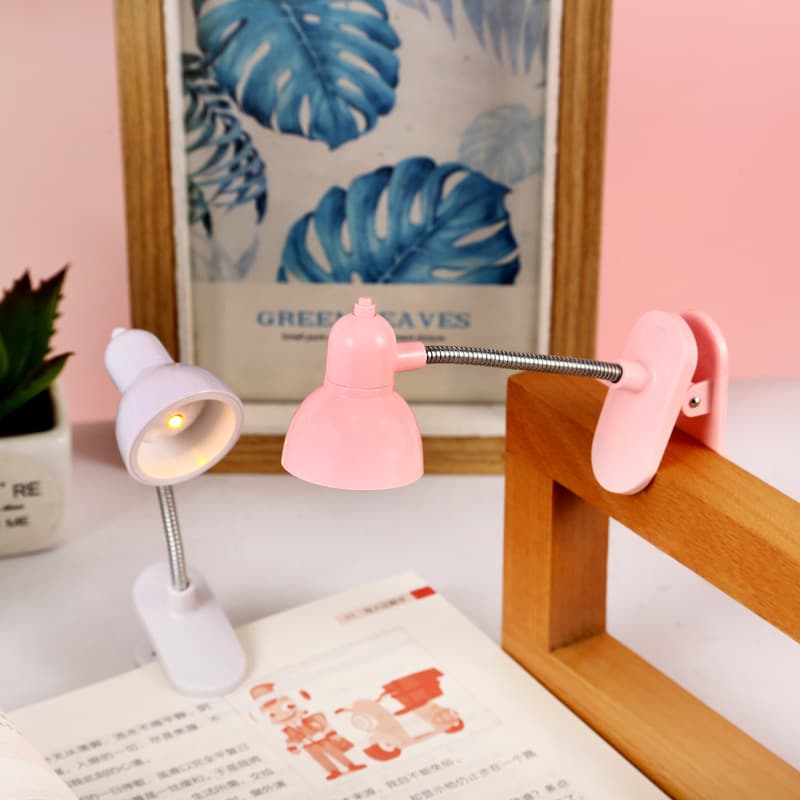 Cute Girly Mini Table Lamp for Student Dorm, Creative Internet-Famous Eye-Protecting Reading Clip Light, Bedside Night Light