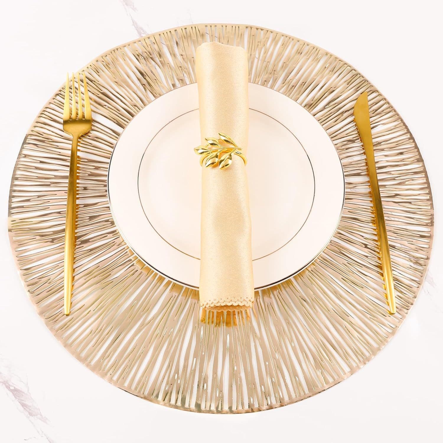 European Embossed Metallic PVC Placemat Non-Slip Heat-Resistant Home Western Dining Table Mat Decorative Round Hollow Table Pad