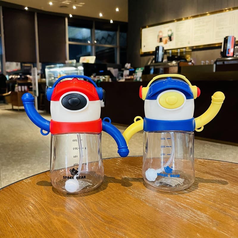 Cartoon Kids Water Cup Kindergarten Baby Handle Cup High Appearance Straw Training Cup Anti-Drop Straw Cup